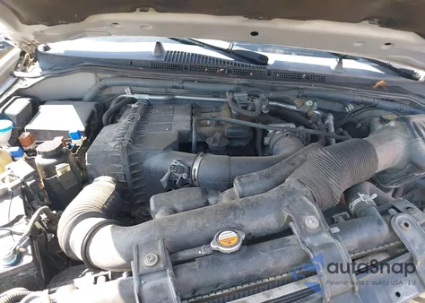 2010 Suzuki Equator z USA, uszkodzony, nr VIN 5Z62D0CT5AC413973